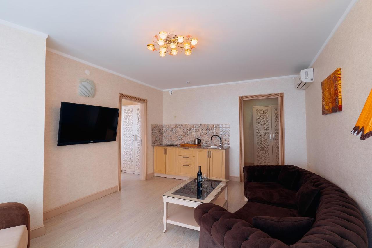 Apartment In Batumi Kültér fotó