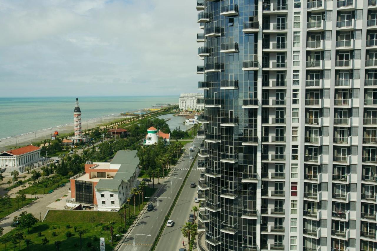 Apartment In Batumi Kültér fotó